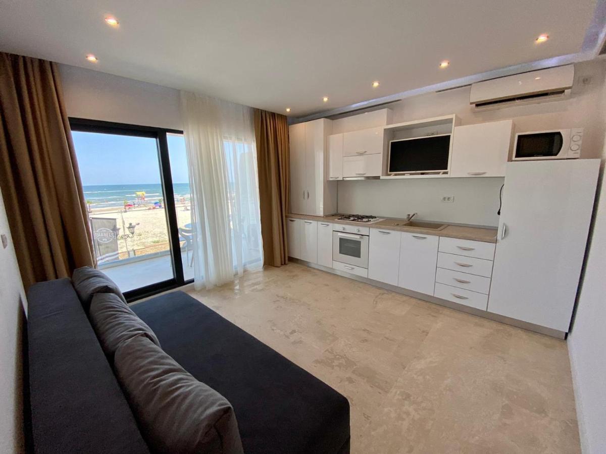 Apartament Ella Front View Năvodari Екстериор снимка