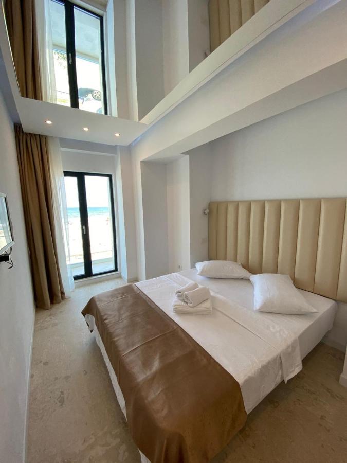 Apartament Ella Front View Năvodari Екстериор снимка