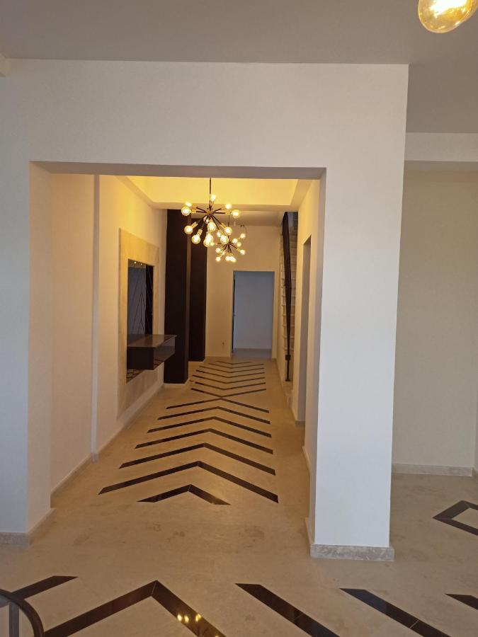 Apartament Ella Front View Năvodari Екстериор снимка